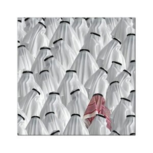 A painting of Arab men in Gulf uniforms - wanasah design